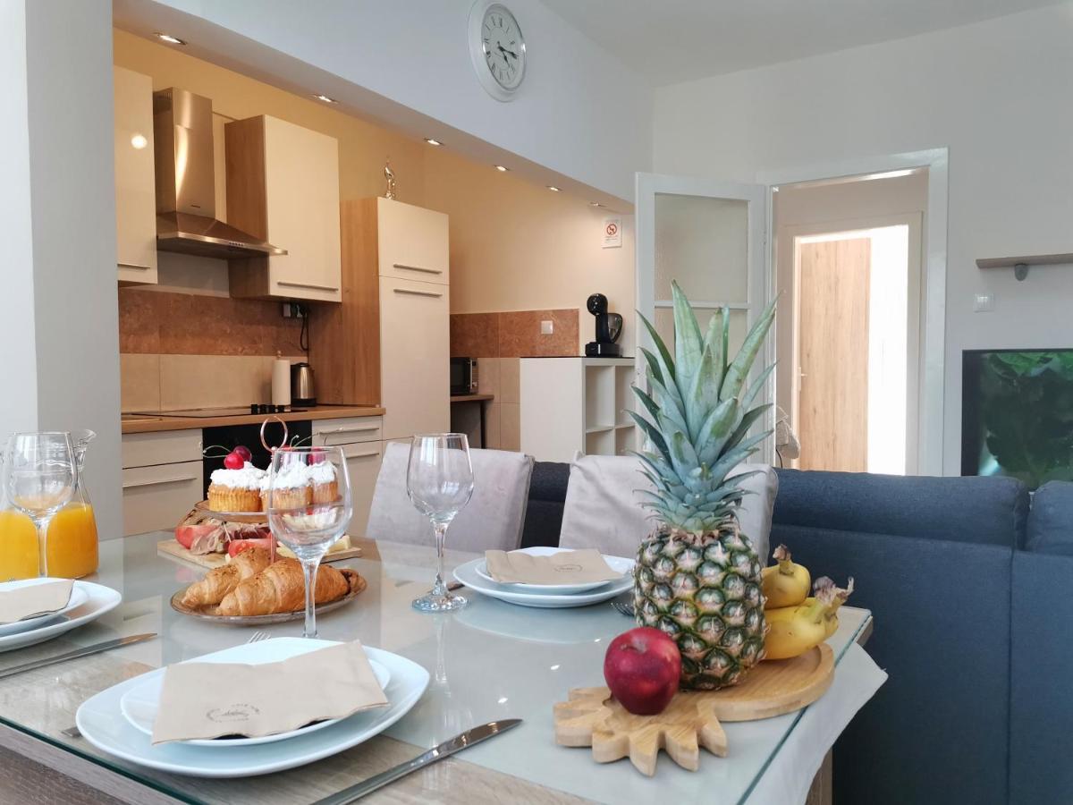 Honeycomb Apartment Split - Free Parking 외부 사진