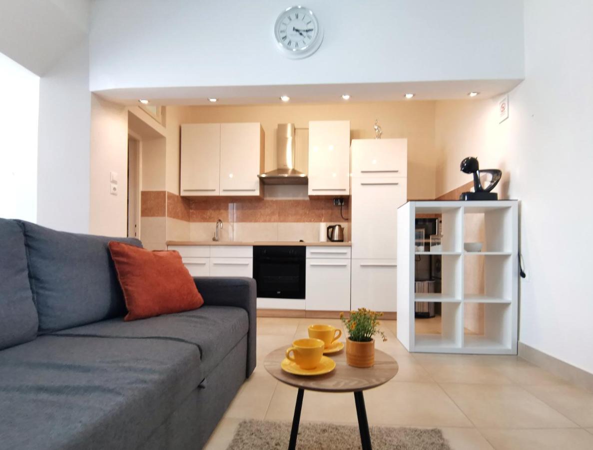 Honeycomb Apartment Split - Free Parking 외부 사진
